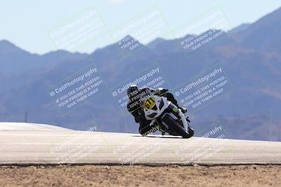 media/Dec-08-2024-CVMA (Sun) [[267e5a7075]]/Race 4-Amateur Supersport Middleweight/